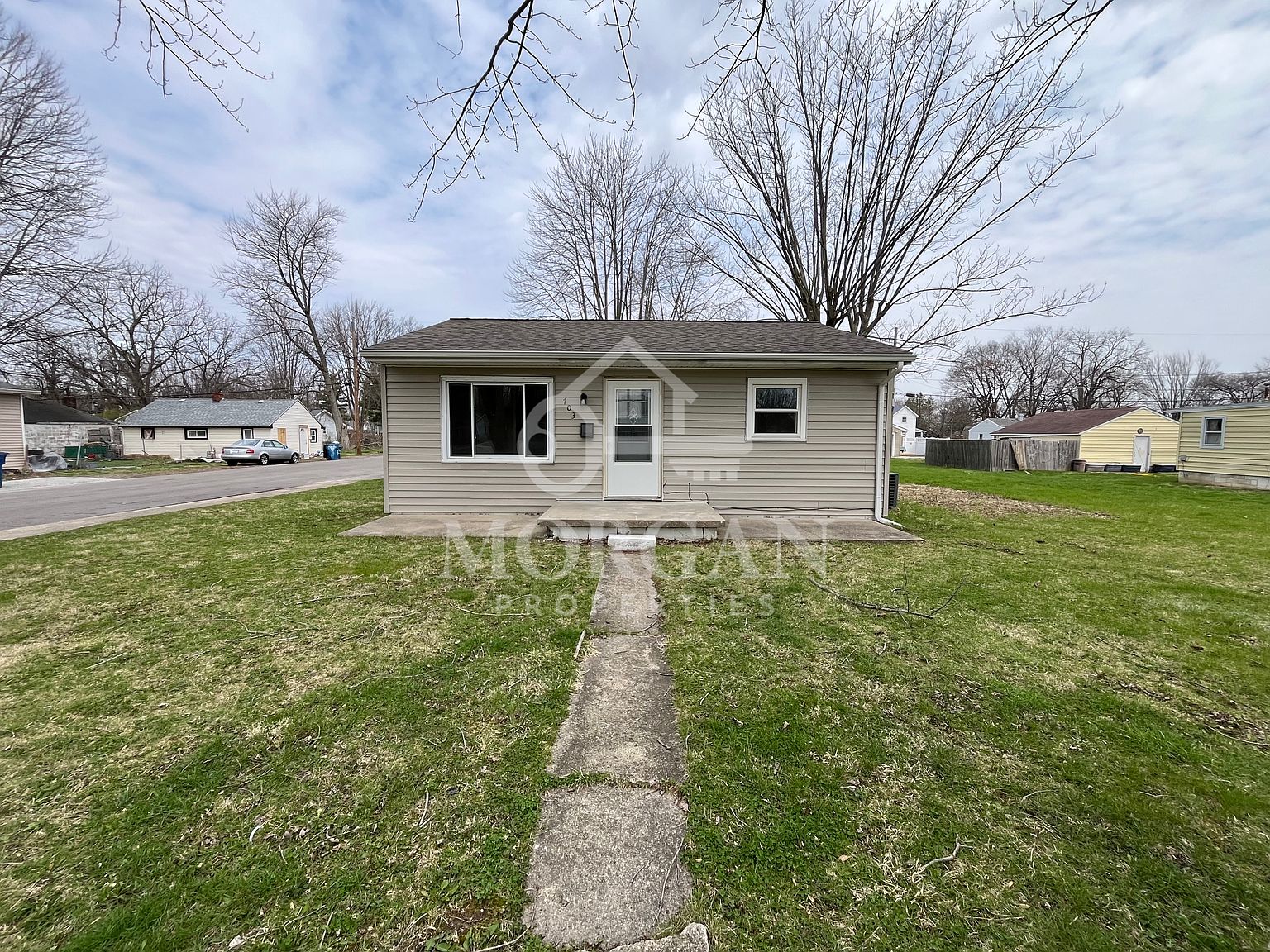 703 E 28th St photo 6