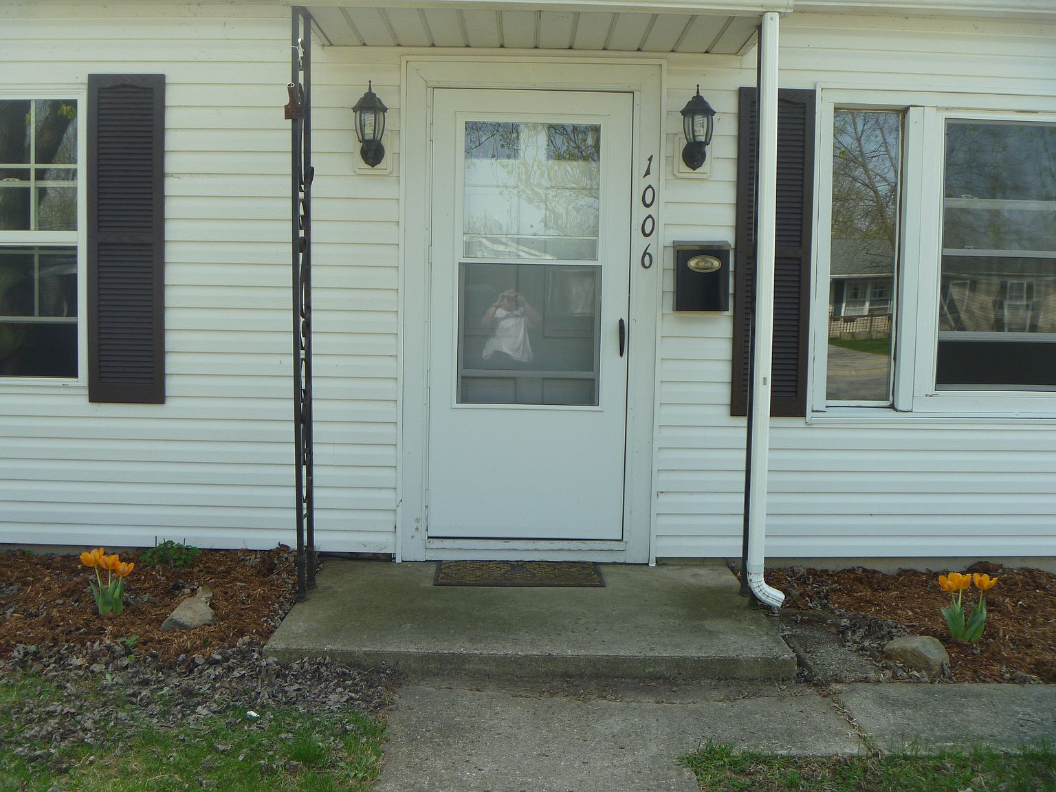 1006 E Grant St photo 6