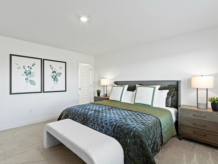 2928 Townsend Dr photo 5