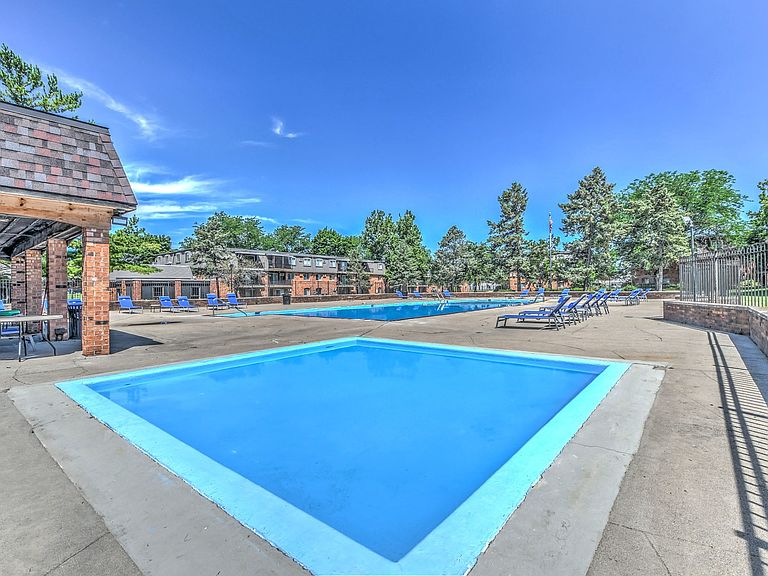 1818 Park West Blvd photo 8