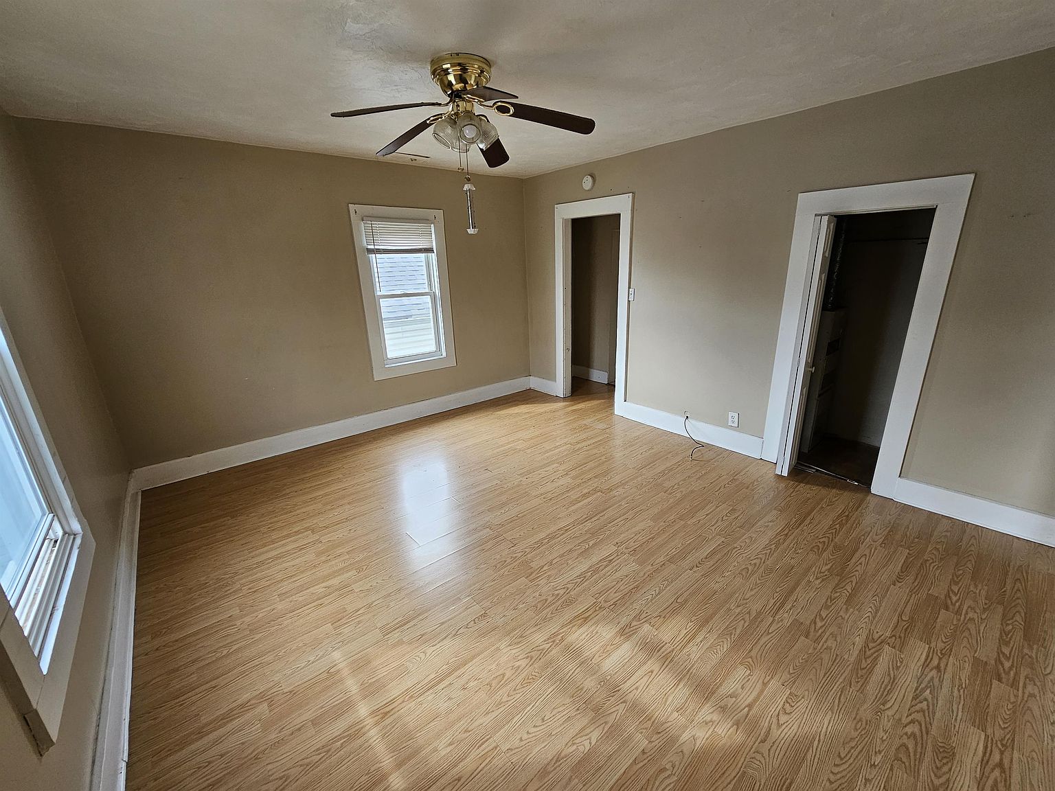 1815 1/2 Fletcher St #2 photo 3