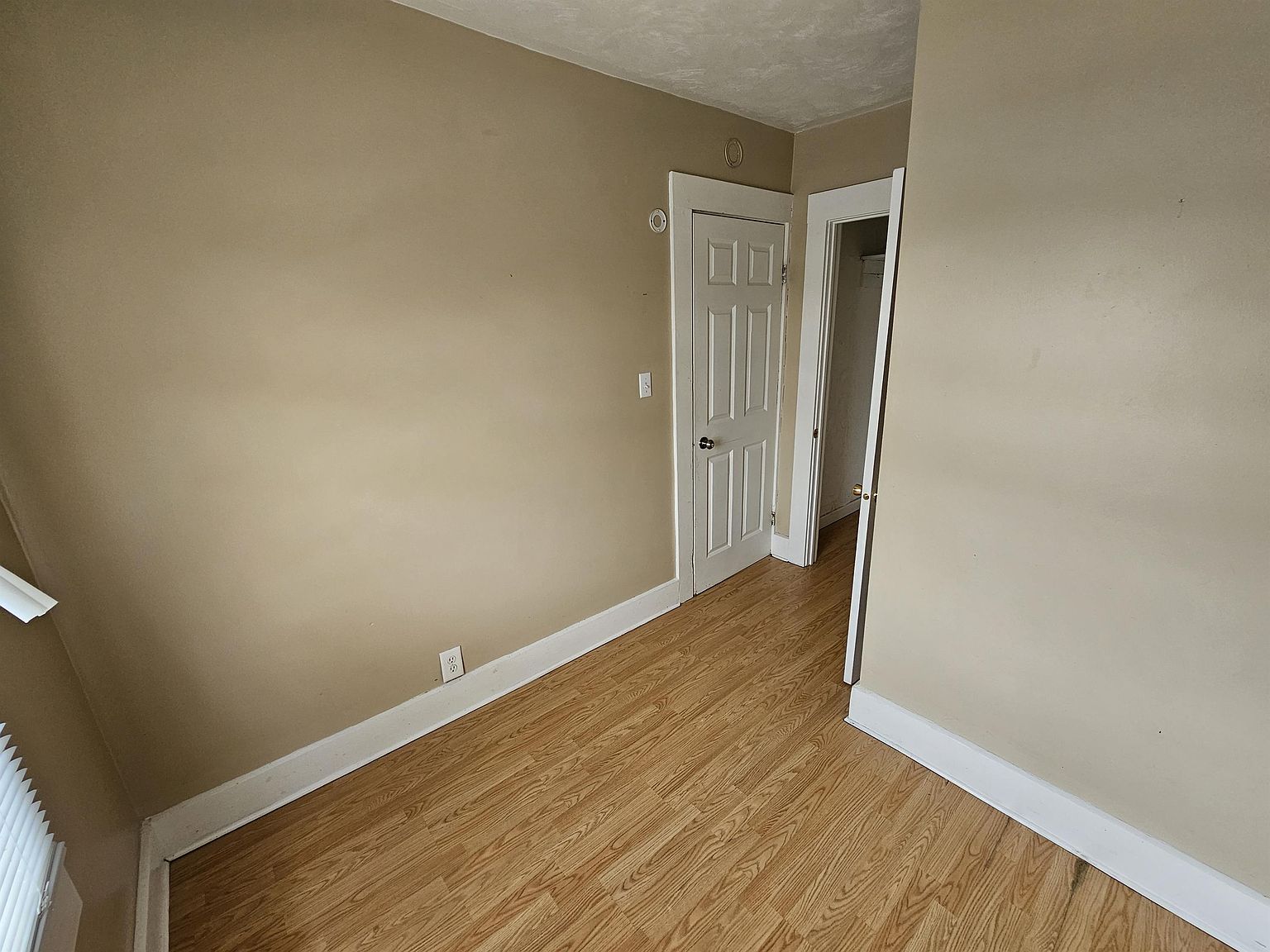 1815 1/2 Fletcher St #2 photo 6