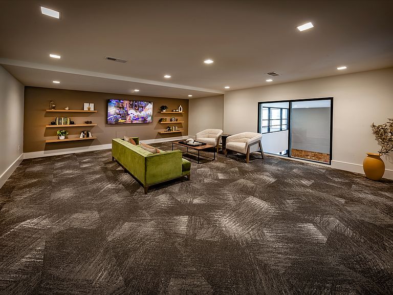 5705 Apex Dr photo 5