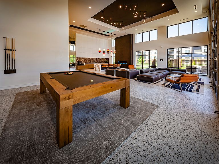 5705 Apex Dr photo 6