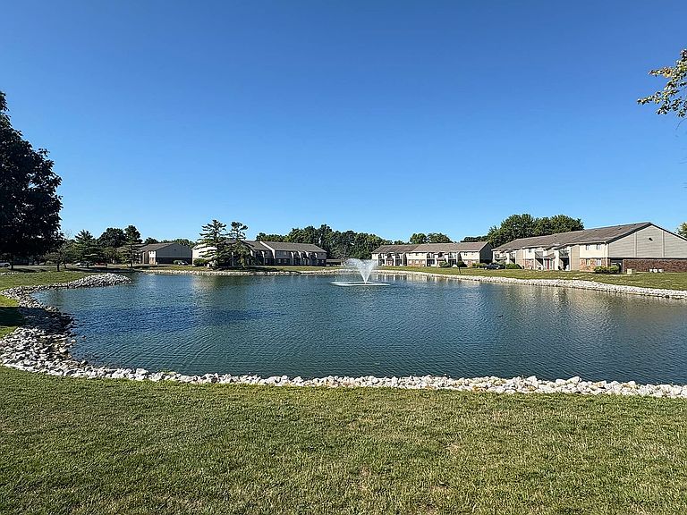 5302 Woodbrook Dr photo 7