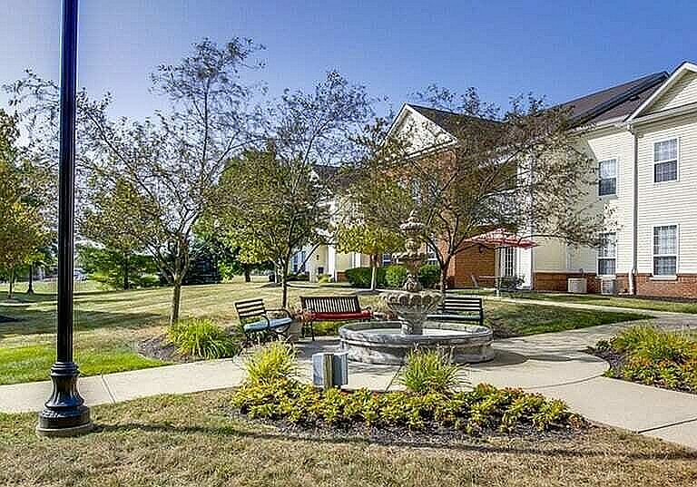 35 Rosewalk Cir photo 3