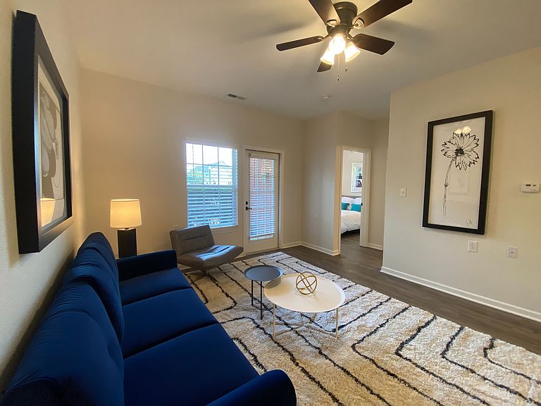 35 Rosewalk Cir photo 4