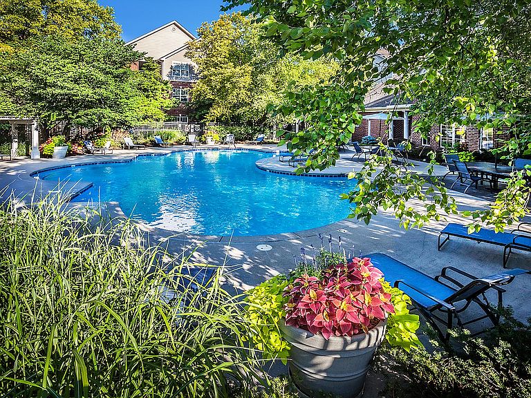 4825 Cameron Ridge Dr photo 5