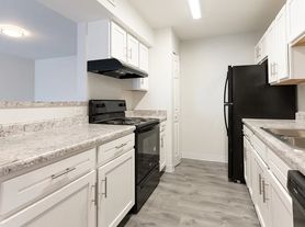 1233 E 29th St #3 photo 3