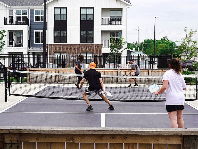 7071 Helm St photo 3