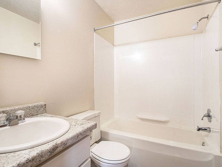 4312 Hickory Rd photo 4