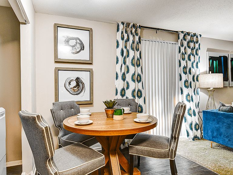 9250 Evergreen Ave photo 4