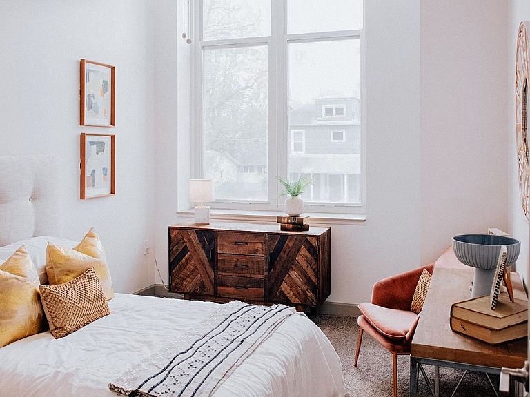 201 E Jefferson St photo 7