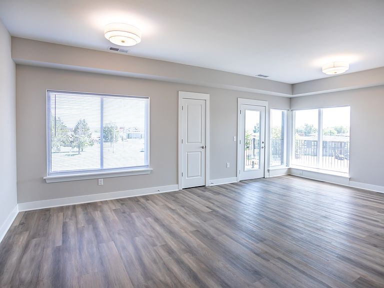 1909 Greentree Blvd photo 6