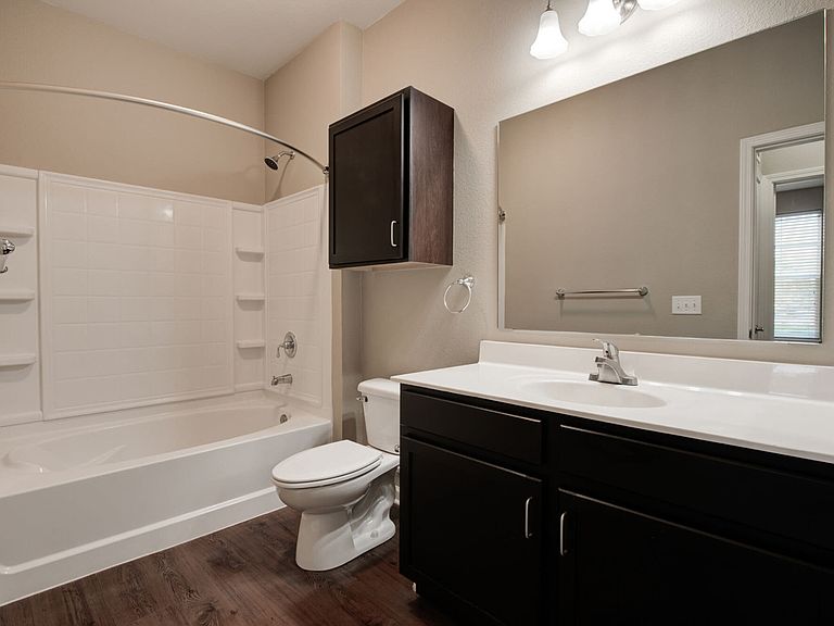 100 Antioch Cir E photo 2