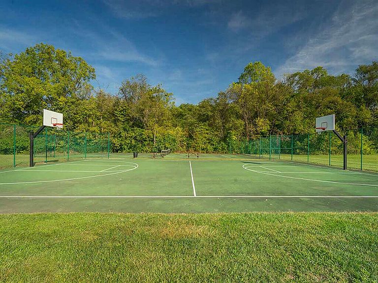 4201 Locust St photo 3