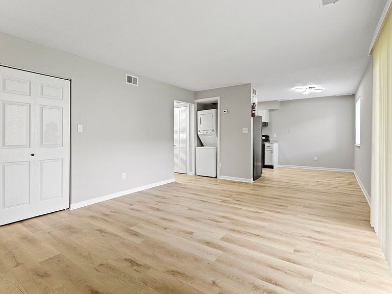 5500 Pleasant Hill Cir photo 7