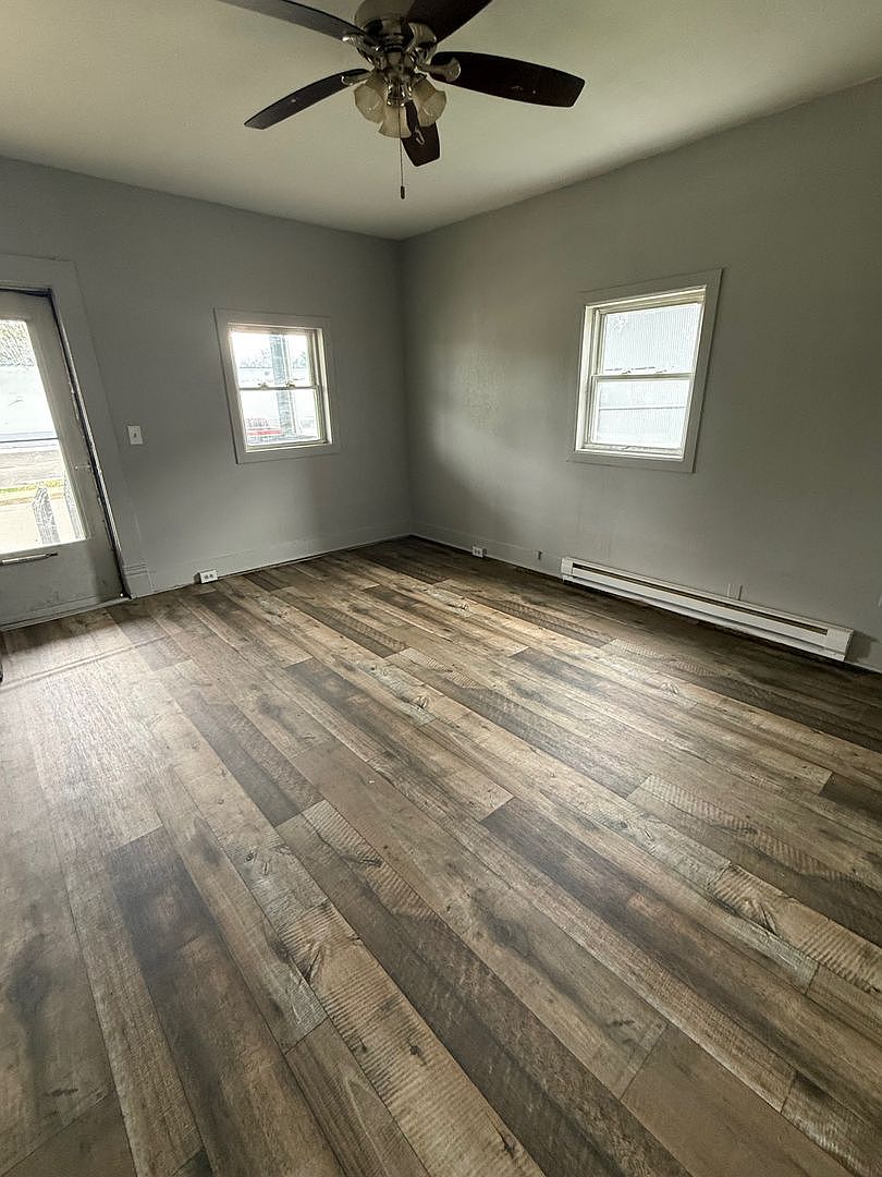 1714-1716 Jackson St photo 4