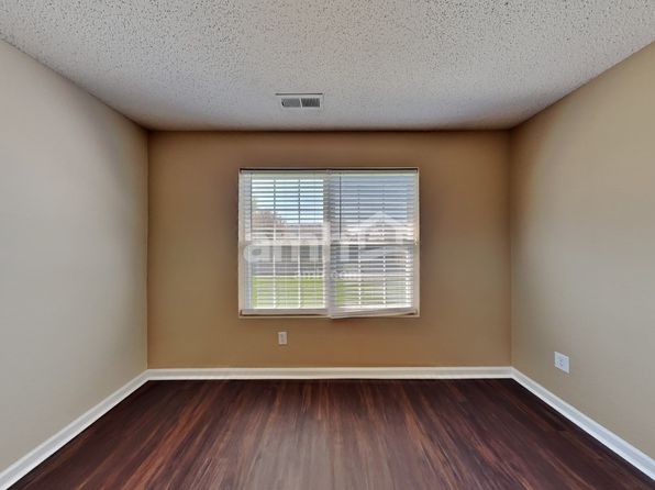 5833 Cabot Dr photo 2