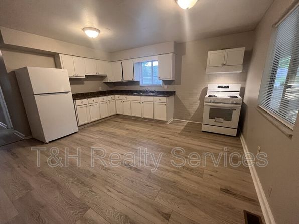 739 Temperance Ave photo 4