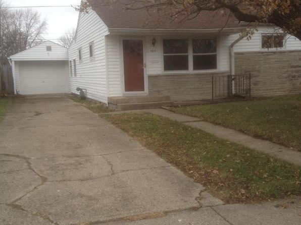 1822 N Irvington Ave photo 2