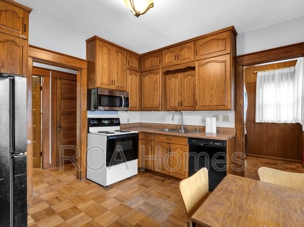 321 N Gray St photo 2