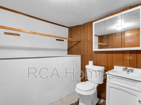 321 N Gray St photo 4