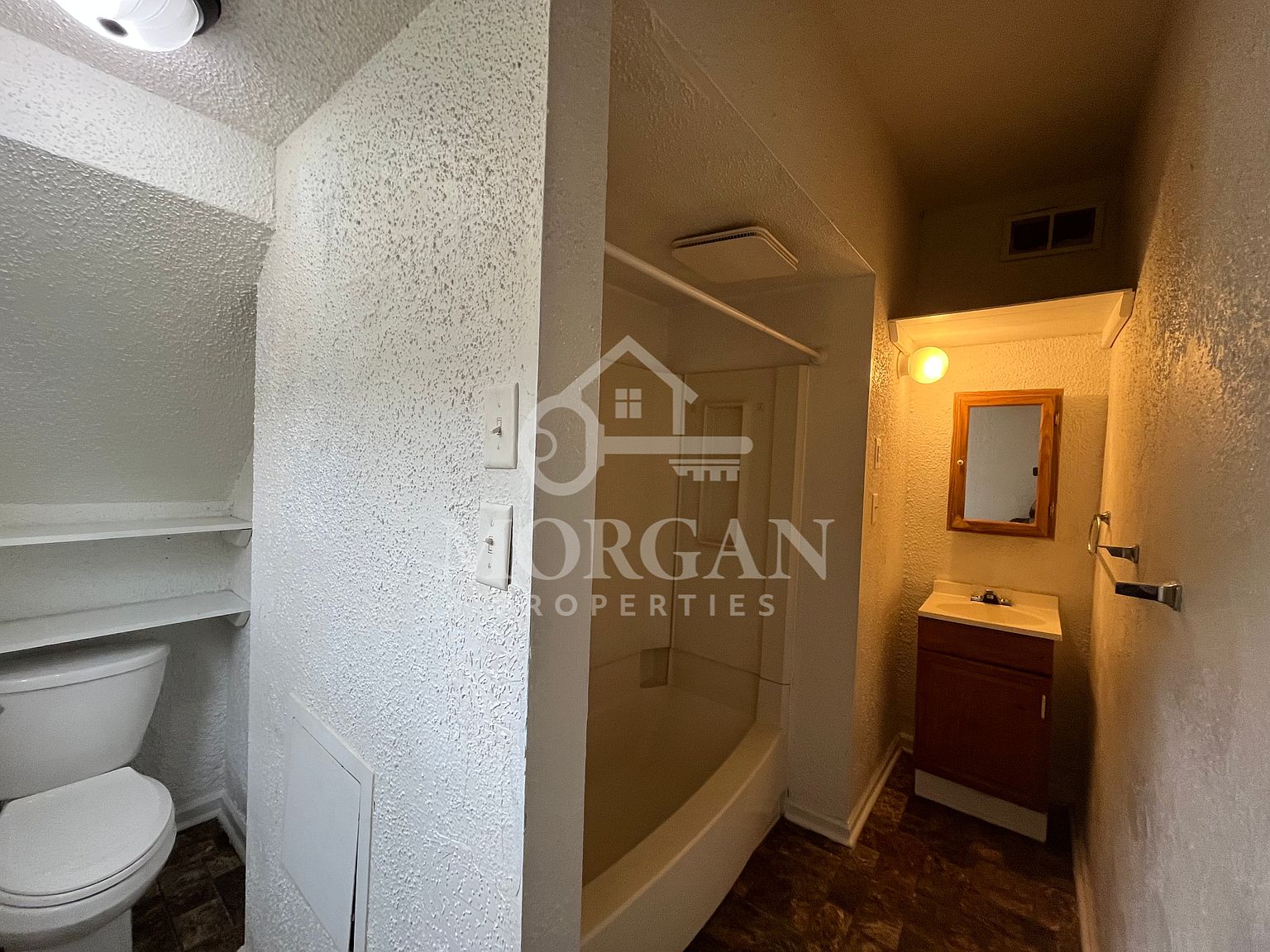 1807 Meridian St APT 2 photo 3