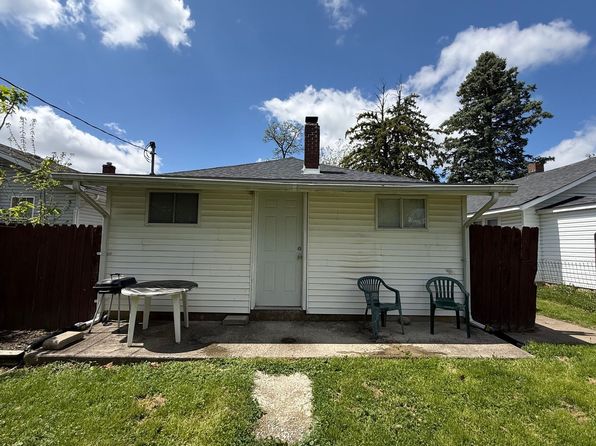 3106 S Vine St photo 3