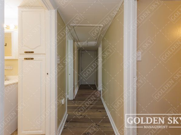 2321 N Macedonia Ave