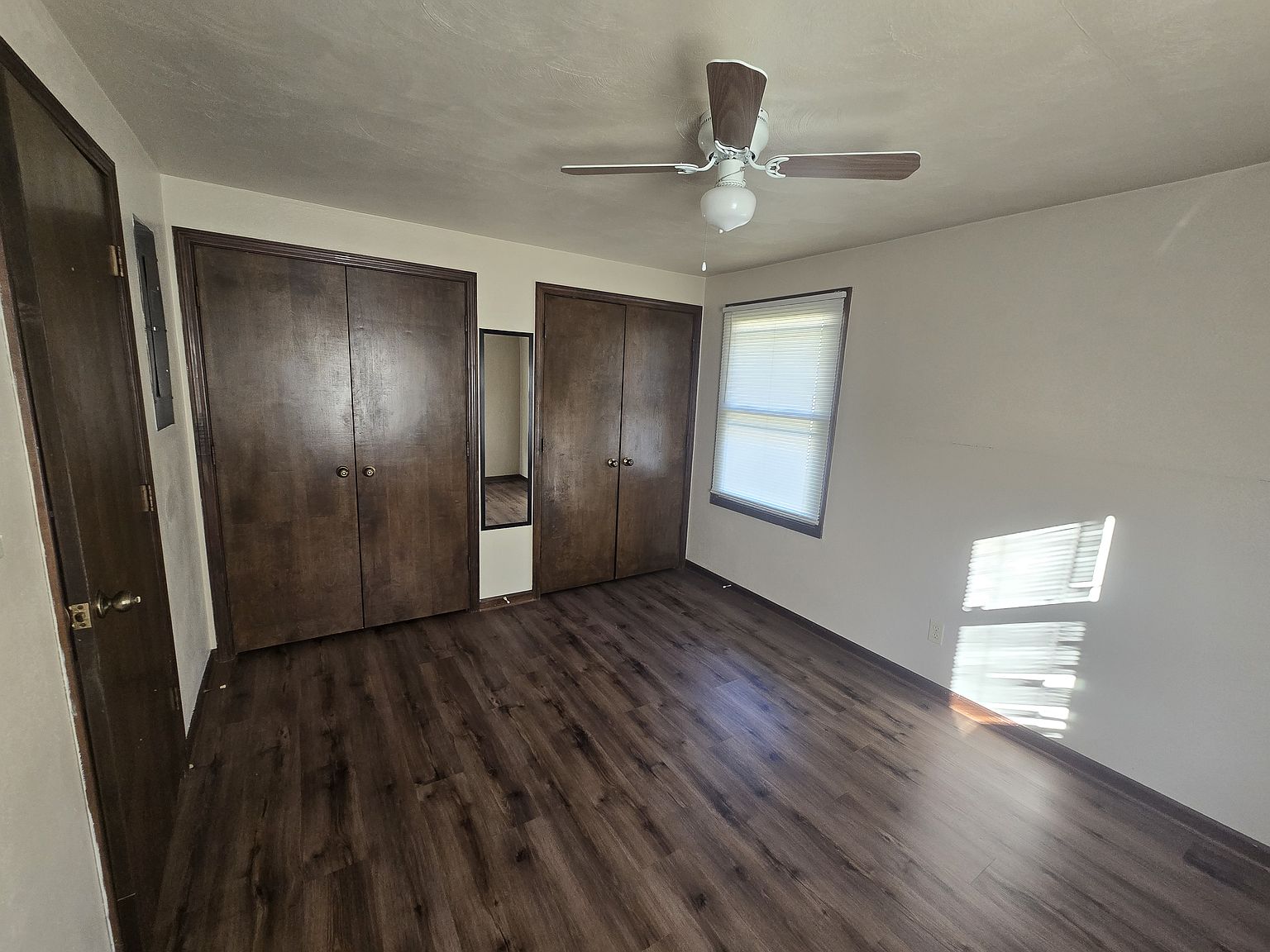 4328 Pitt St photo 2