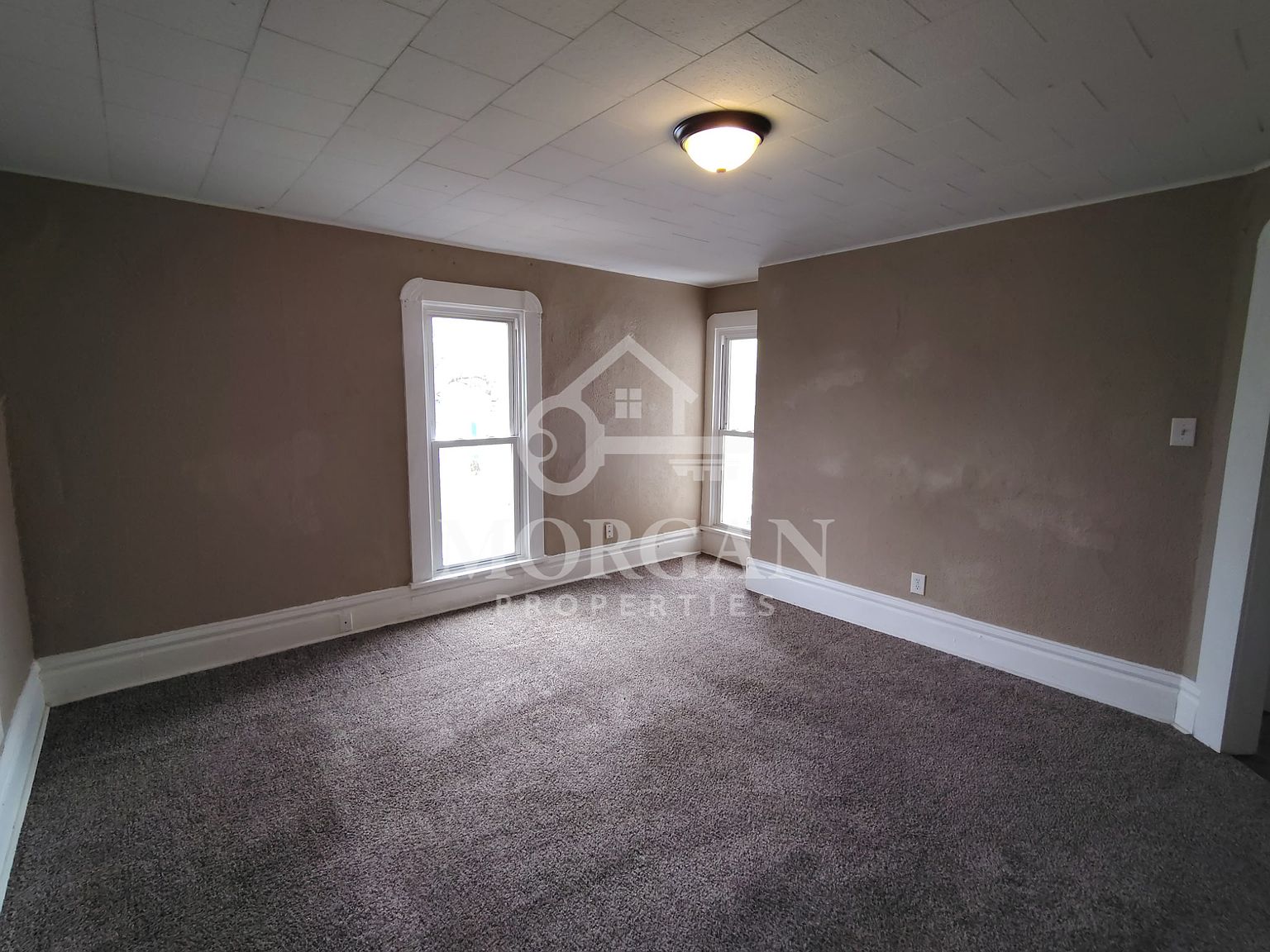 925 W 5th St #3 photo 2