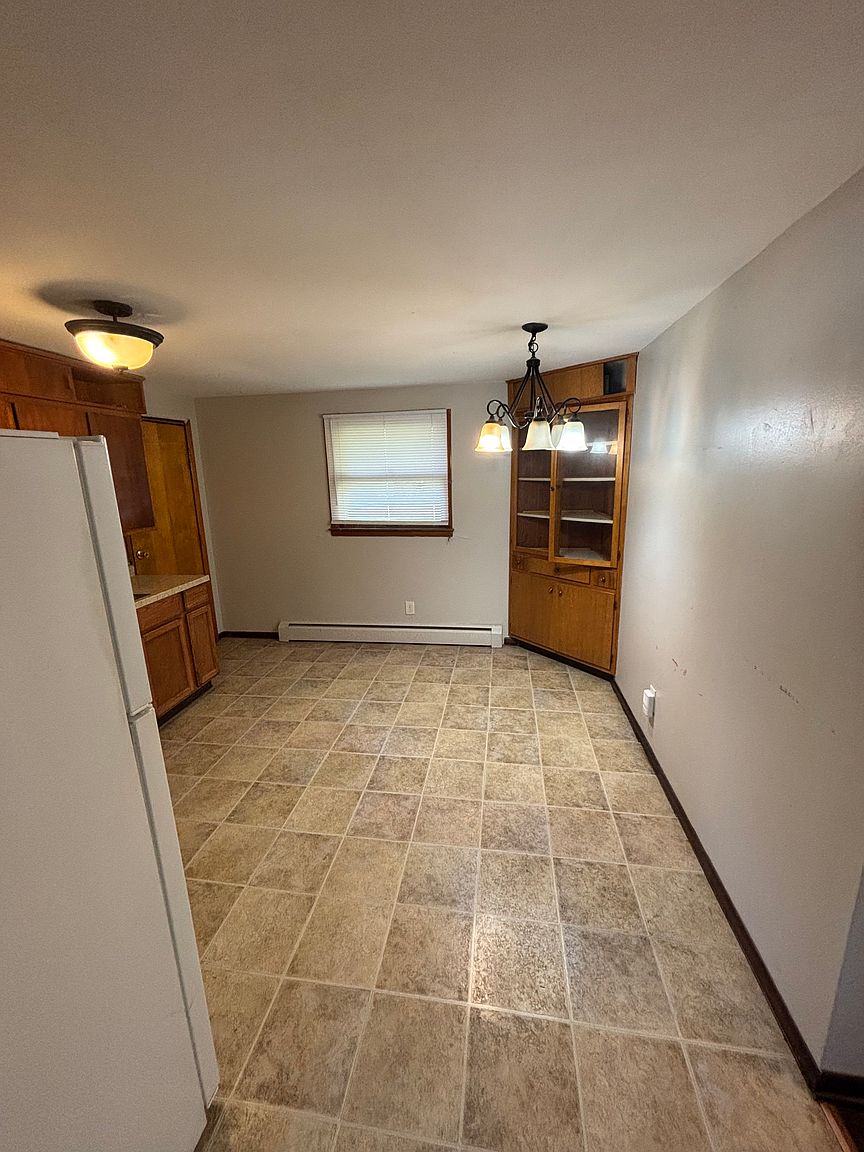 510 Alhambra Dr photo 2