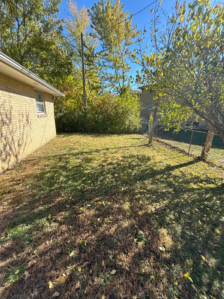 510 Alhambra Dr photo 5