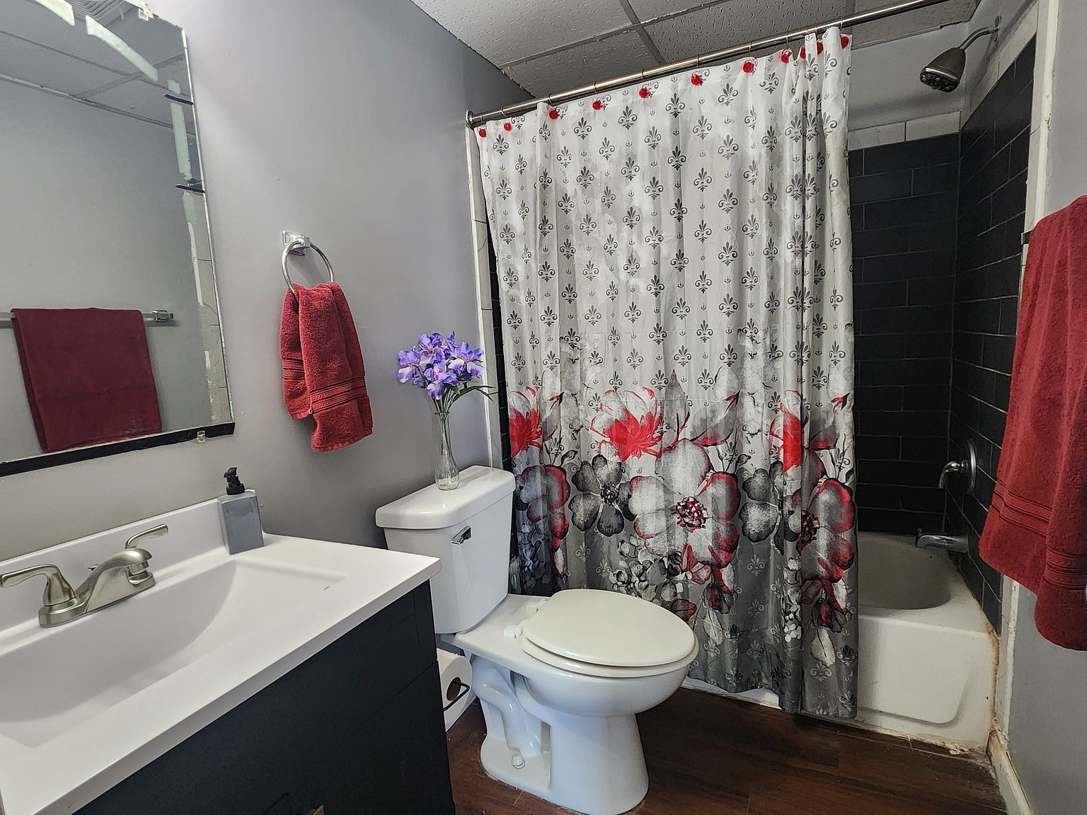 1707 W 12th St #1 photo 2