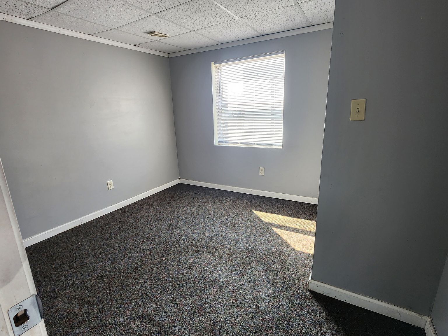 1707 W 12th St #1 photo 4