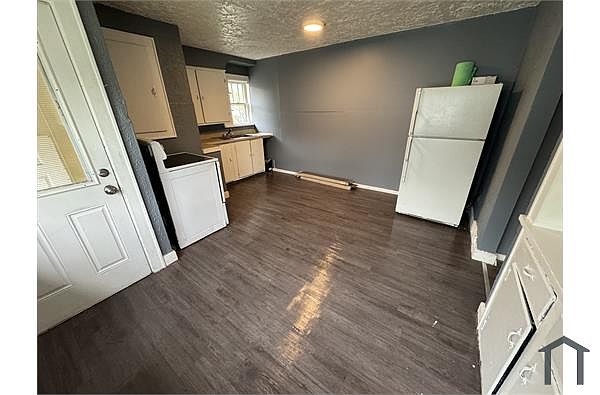 2407 Lincoln St #5 photo 3