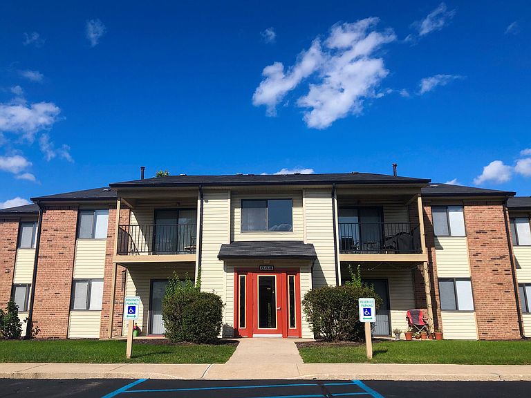 800 Harvest Dr photo 5