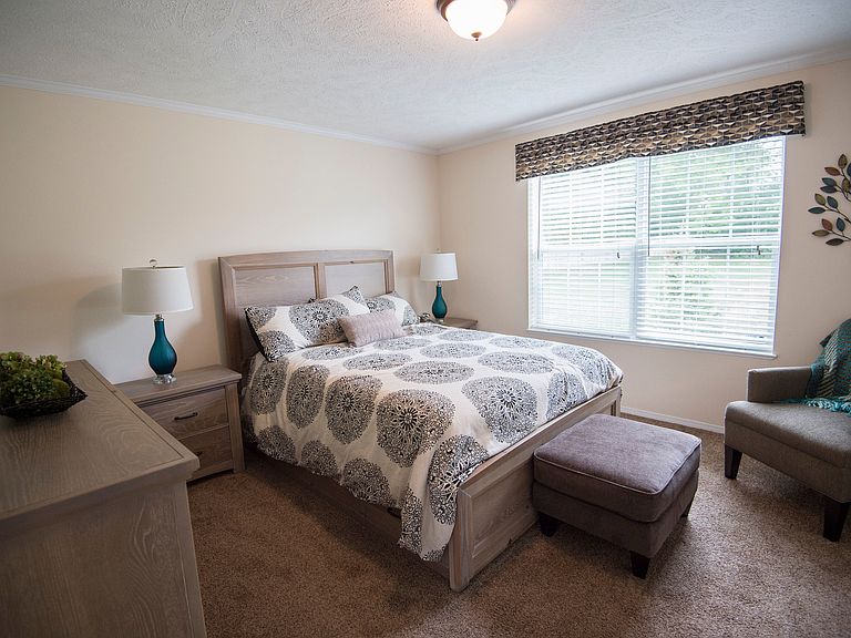 1500 W Markland Ave photo 2