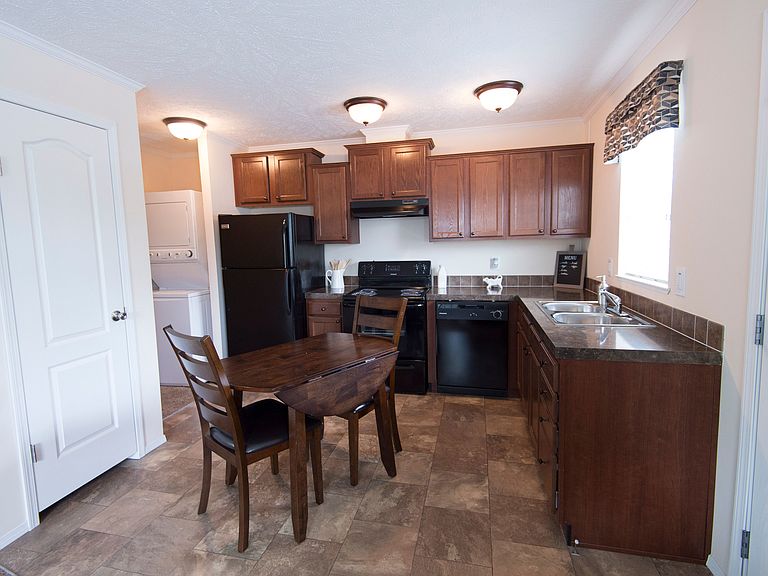 1500 W Markland Ave photo 4