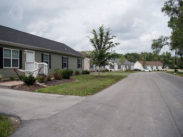 1500 W Markland Ave photo 5