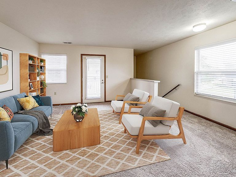 2864 Amberwood Pl photo 8