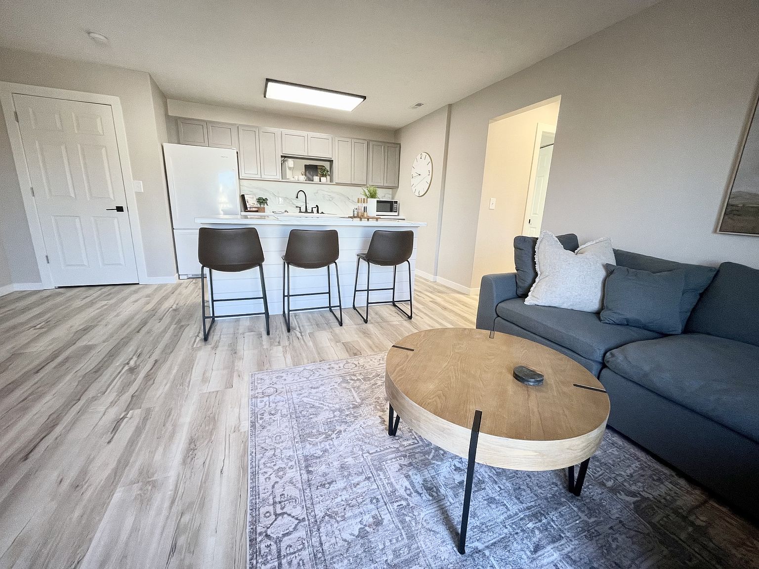 602 Marsha Ct APT 17 photo 5