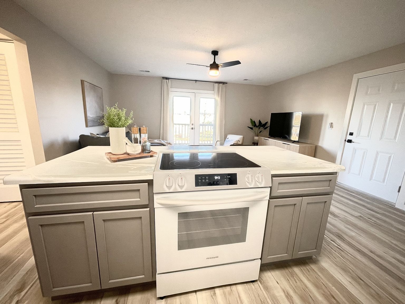 602 Marsha Ct APT 17 photo 7