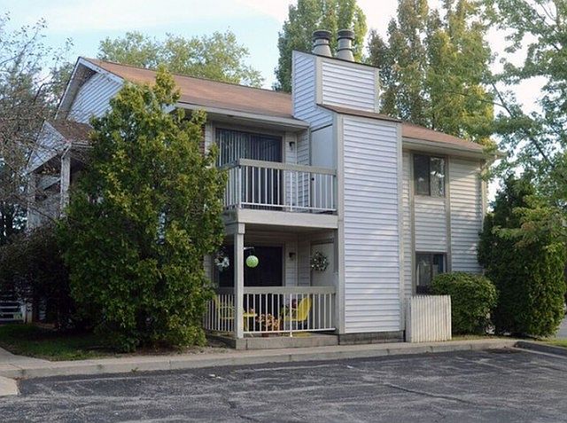 711 Boston Dr photo 7