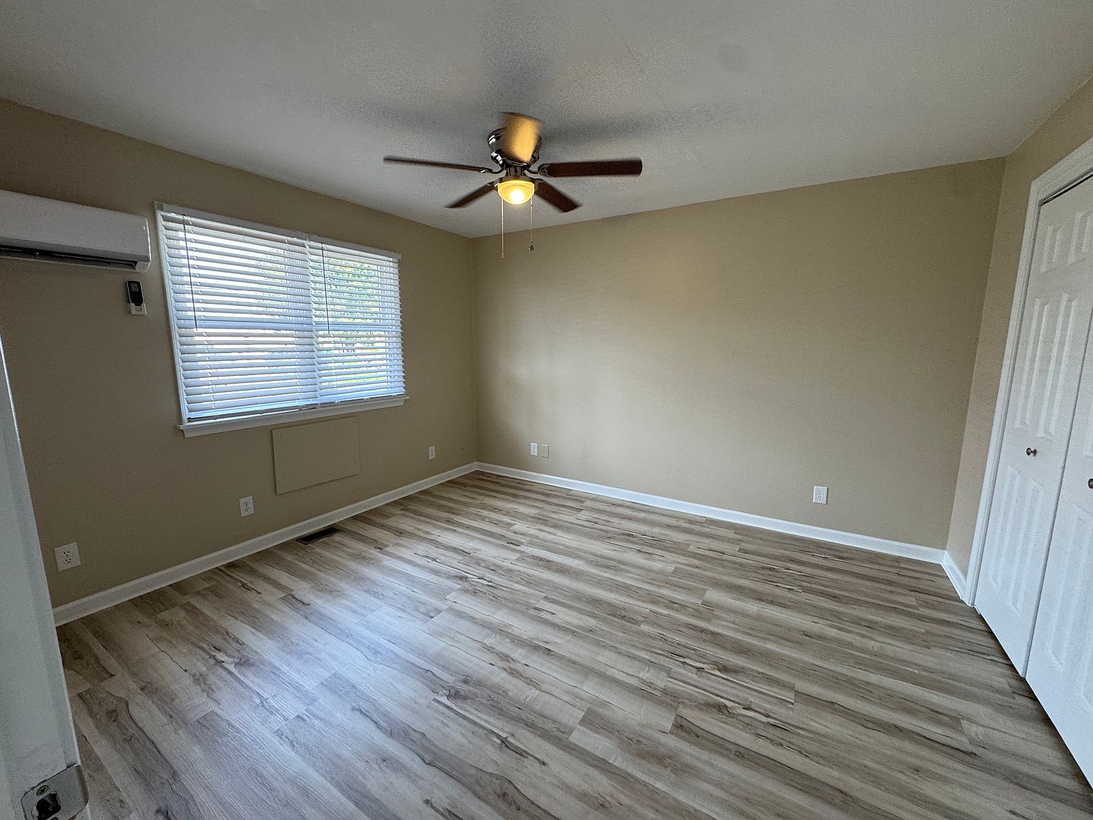 1020 S Buckeye St #B