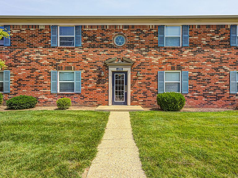 714 Connors Dr photo 3