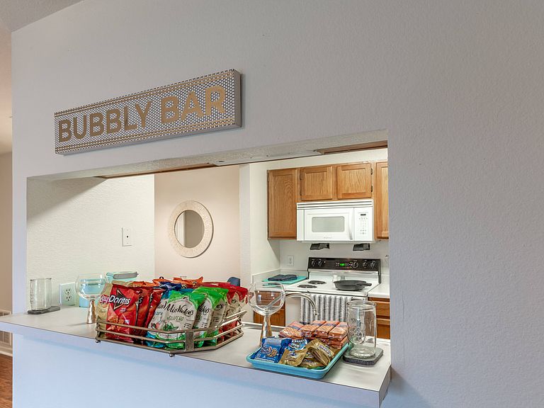 700 Bexley Pl photo 2