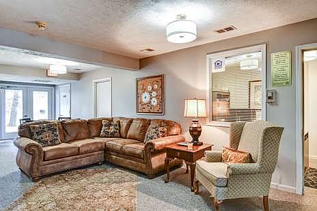 5514 Arbor Dr photo 4