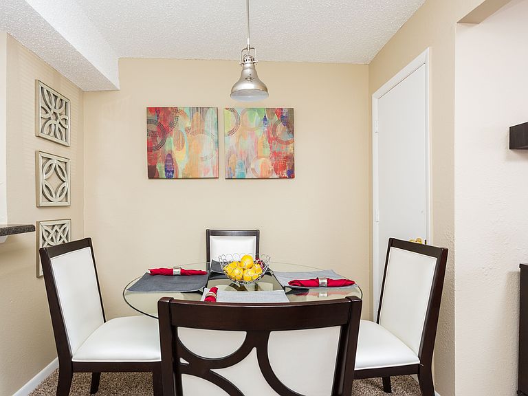 2601 Morning Star Ln photo 2